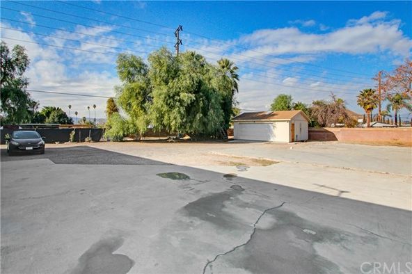 1175 Center St, Riverside, CA 92507